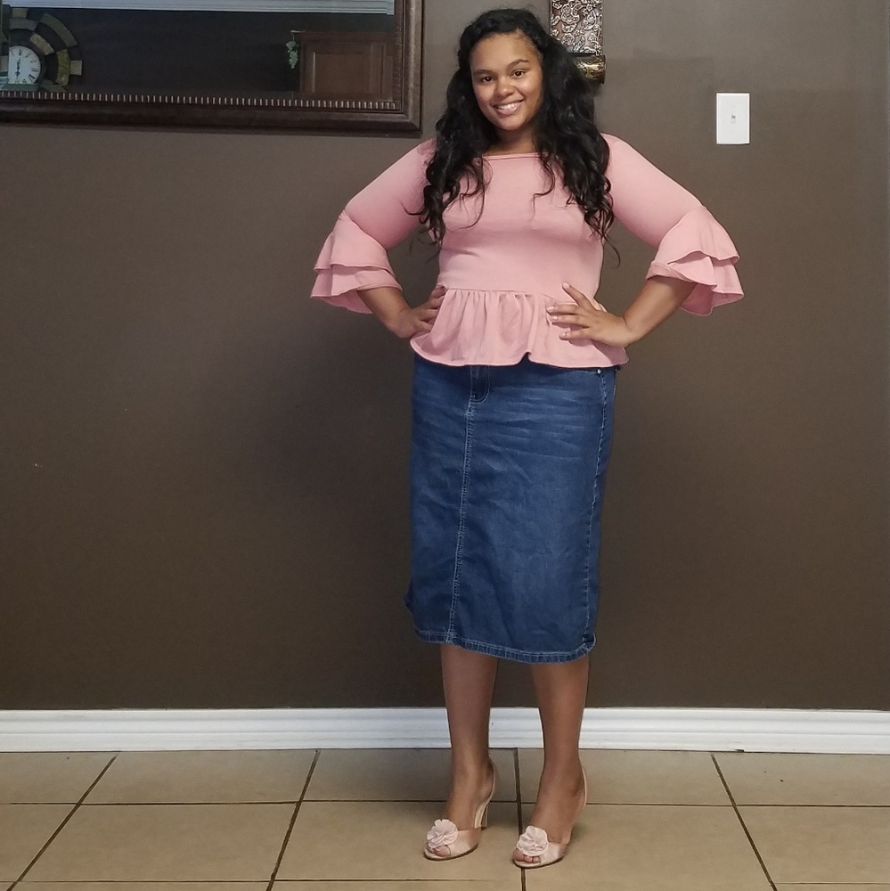 Pink, ruffled sleeve peplum top